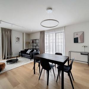 Montgomery/Cinquantenaire: Somptueux appartement meublé neuf