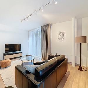 Montgomery/Cinquantenaire: Somptueux appartement meublé neuf