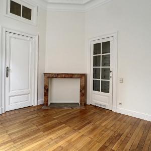 Place Brugmann : Superbe rez-de-chaussée avec jardin