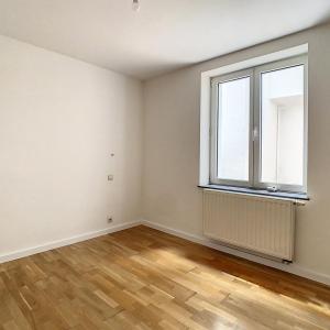 Place Brugmann : Superbe rez-de-chaussée avec jardin