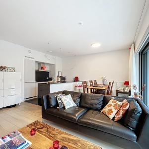 Quartier européen : Bel appartement neuf 2 ch. + terrasse