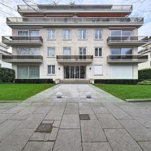 Bois de la Cambre / Roosevelt : Rez-de-chaussée avec jardin