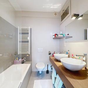 Colyns : Superbe appartement traversant avec terrasse