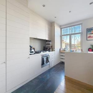 Colyns : Superbe appartement traversant avec terrasse