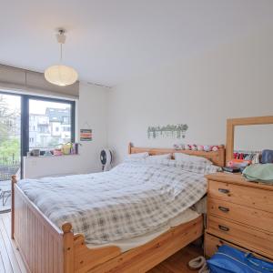 Molière/Pl. C. Meunier : Appartement 2 ch, terrasse + jardin