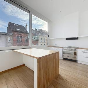 Haut de Saint-Gilles : Superbe duplex penthouse + terrasse