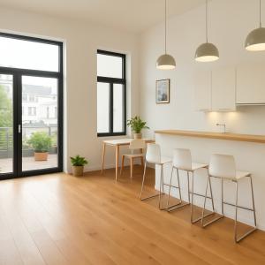 Châtelain : Beau duplex rez-de-chaussée avec jardin