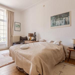 Etangs d'Ixelles: Hôtel de Maître avec 8 chambres et garage