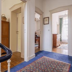 Etangs d'Ixelles: Hôtel de Maître avec 8 chambres et garage