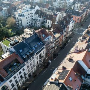 Rez-de-chaussée 3 chambres – 155 m² – Quartier Brugmann