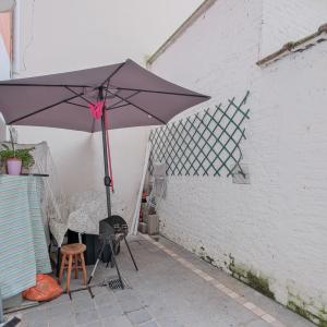 Brugmann, Vanderkindere, studio avec cour