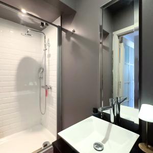 Pl. Stéphanie, superbe appartement 3 chambres + garage