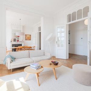 Place Brugmann : bel appartement rénové 4 chambres