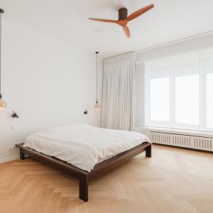 Cambre : Superbe rez de chaussée 185m² 3 ch + jardin 60m²