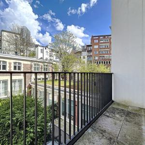 BXL Centre : Superbe appartement meublé + terrasse