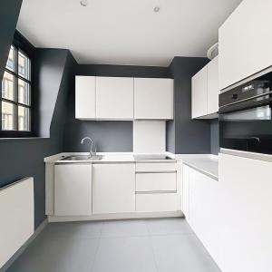 Sablon : Bel appartement 1 chambre remis à neuf