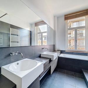 Place Brugmann : Somptueuse maison de Maître rénovée en 2022