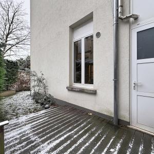 Haut de Saint-Gilles : Rez-de-chaussée avec jardin meublé