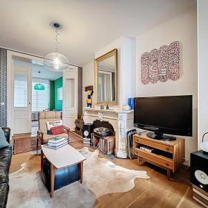 Haut de Saint-Gilles : Rez-de-chaussée avec jardin meublé