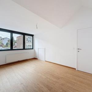 Vanderkindere : Beau duplex penthouse neuf + terrasse