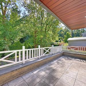 Dolez : Belle maison 3 façades + jardin + garage