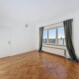 Général Jacques: Superbe penthouse 3ch + terrasses + parking