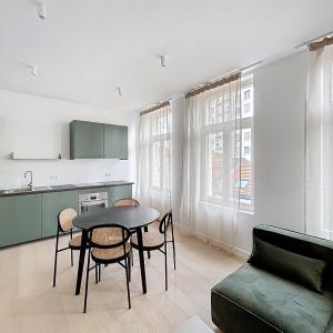 St. Catherine : Bel appartement meublé 1 chambre