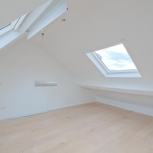 Quartier bascule - Duplex de ± 80 m², 2ch + bureau.