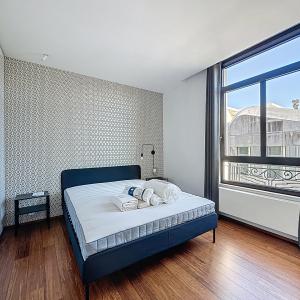 Toison d'Or : Superbe appartement meublé avec 1 chambre