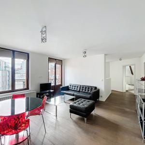 Congrès/Parc Royal : Super appartement 2 chambres meublé 