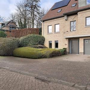 Dieweg : Maison 3 façades + piscine extérieure chauffée