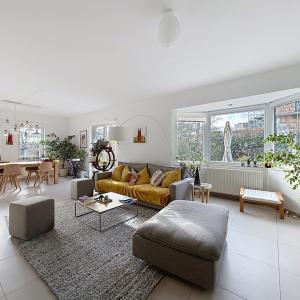 Dieweg : Maison 3 façades + piscine extérieure chauffée