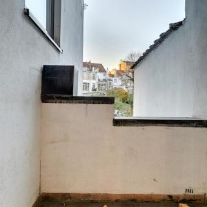 Chatelain : Superbe appartement 2 chambres + balcon