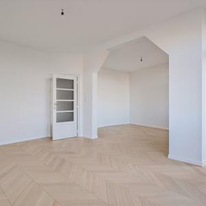 SOUS OPTION! Place Meiser: Appartement de caractère