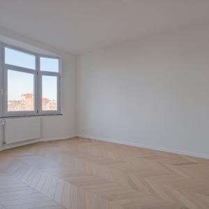 SOUS OPTION! Place Meiser: Appartement de caractère