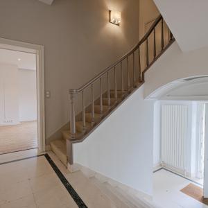 Leo Errera - Villa de 670 m² bruts, jardin & prof. libérale.