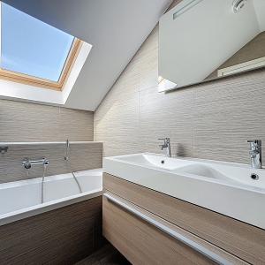 Uccle, Penthouse 2 chambres  avec grande terrasse