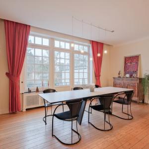 Altitude Cent : superbe maison 5 ch + bureaux + garage