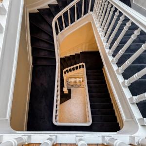 Altitude Cent : superbe maison 5 ch + bureaux + garage