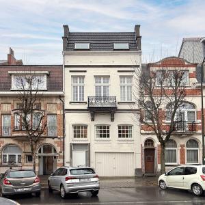 Altitude Cent : superbe maison 5 ch + bureaux + garage