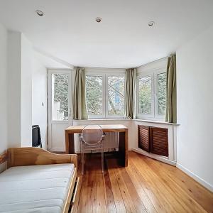 Couronne : Bel appartement de caractère avec jardin meublé