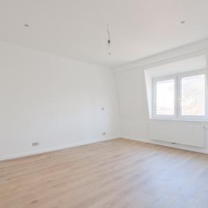 Lepoutre/Brugmann : Magnifique duplex rénové 2 chambres