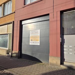 Magnifique loft de 220m² 3 ch terrasse et garage 2v