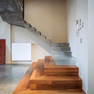 Magnifique loft de 220m² 3 ch terrasse et garage 2v