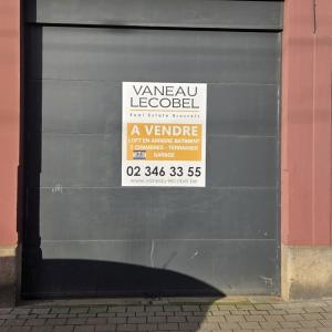 Magnifique loft de 220m² 3 ch terrasse et garage 2v