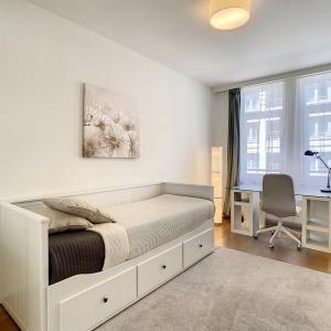 Louise / Châtelain : Magnifique duplex meublé + terrasse