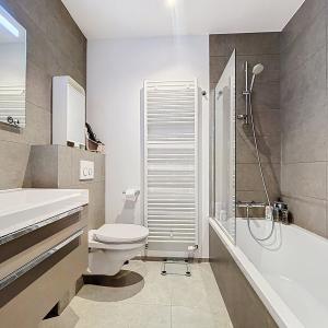 Coghen : Sublime rez-de-chaussée avec jardin