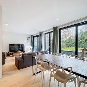 Coghen : Sublime rez-de-chaussée avec jardin