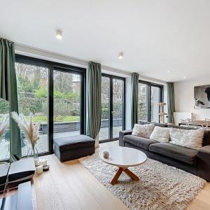 Coghen : Sublime rez-de-chaussée avec jardin