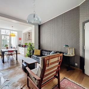 Haut de Saint-Gilles : Rez-de-chaussée avec jardin meublé